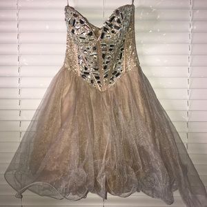 Sherri hill sweet heart champagne cocktail dress